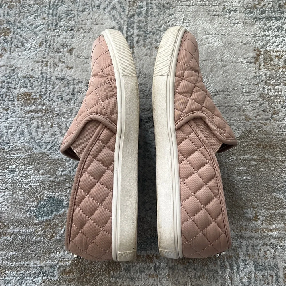 ‼️ Steve Madden Quilted Pink Slip-Ons ‼️ - Picture 2 of 4